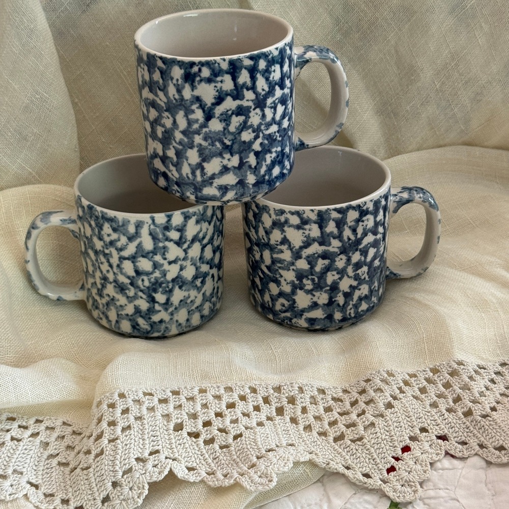 Gibson Housewares Blue White Sponge Pattern Mugs Set of 3 Splatter Stoneware